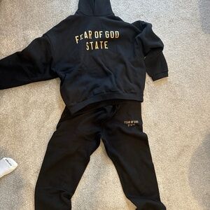 Free of god sweatsuit